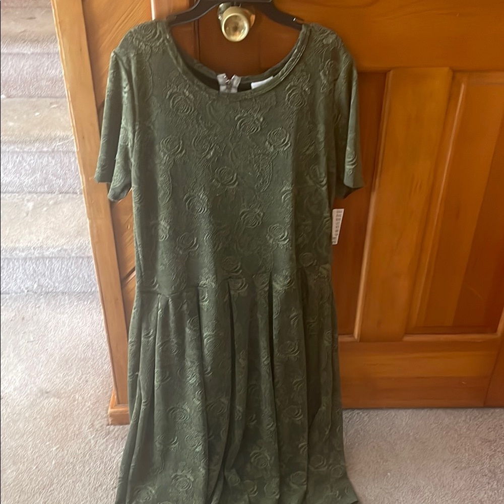 Elegant Green Floral Dress